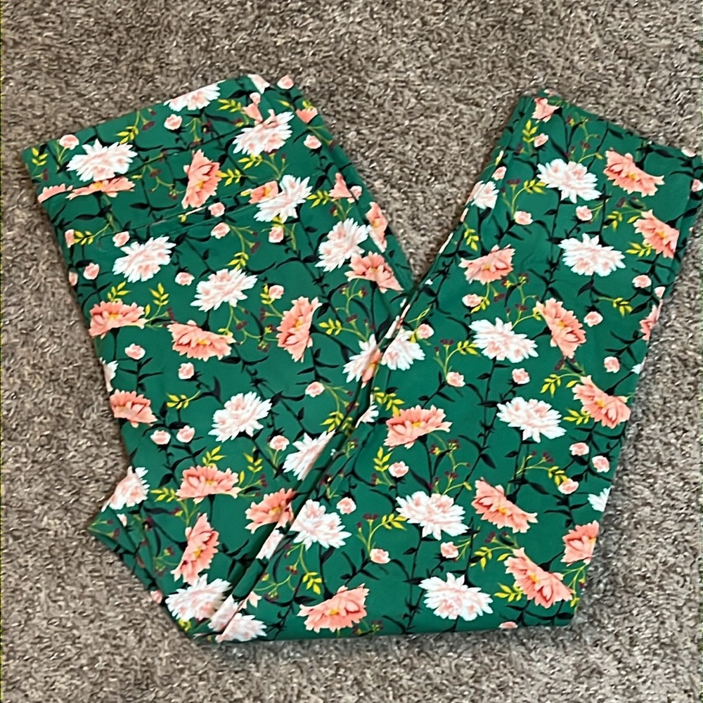 OLD NAVY | Mid-Rise Pixie Ankle Pants